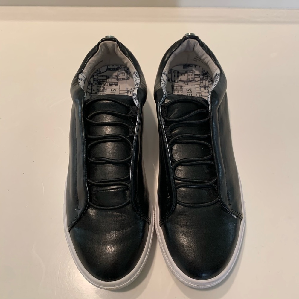 Steve Madden Elian Black Leather Slip Ons